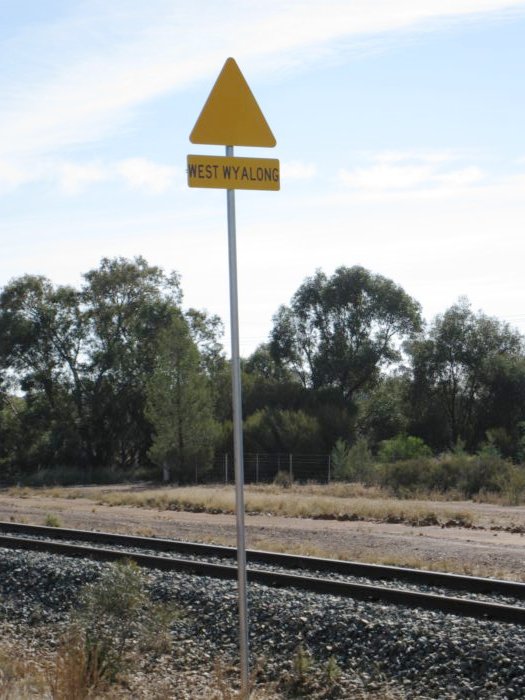 The landmark signal at the outskirts of West Wyalong.