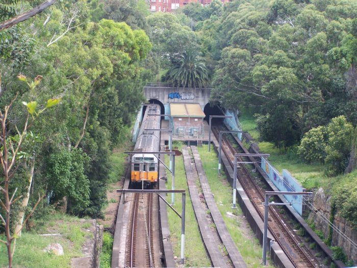 Woollahra Station viewed from the Edgecliffe end looking east towards Bondi Junction.