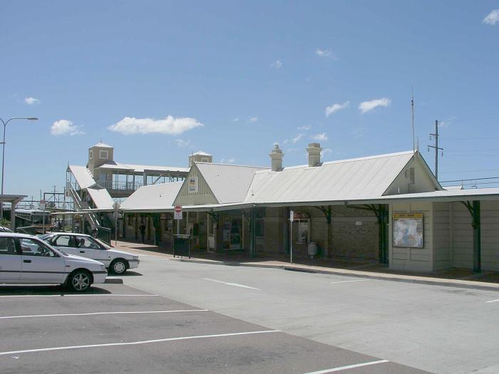 
The road-side aproach to the western side of Wyong station.
