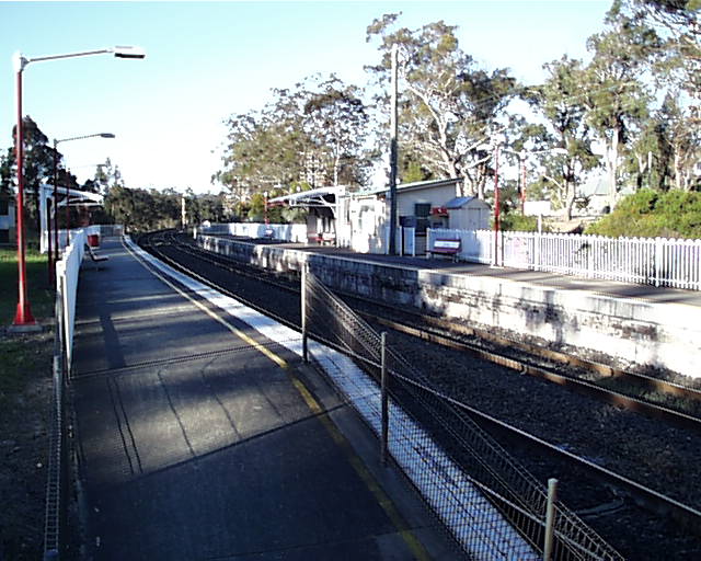 
Yerrinbool station, looking in the direction of Melbourne.
