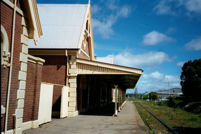 
The view along the platform.
